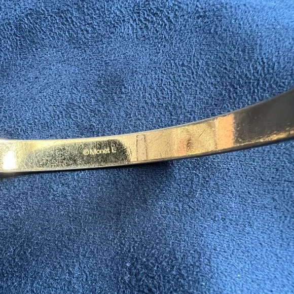 Monet Bangle - Picture 4 of 9